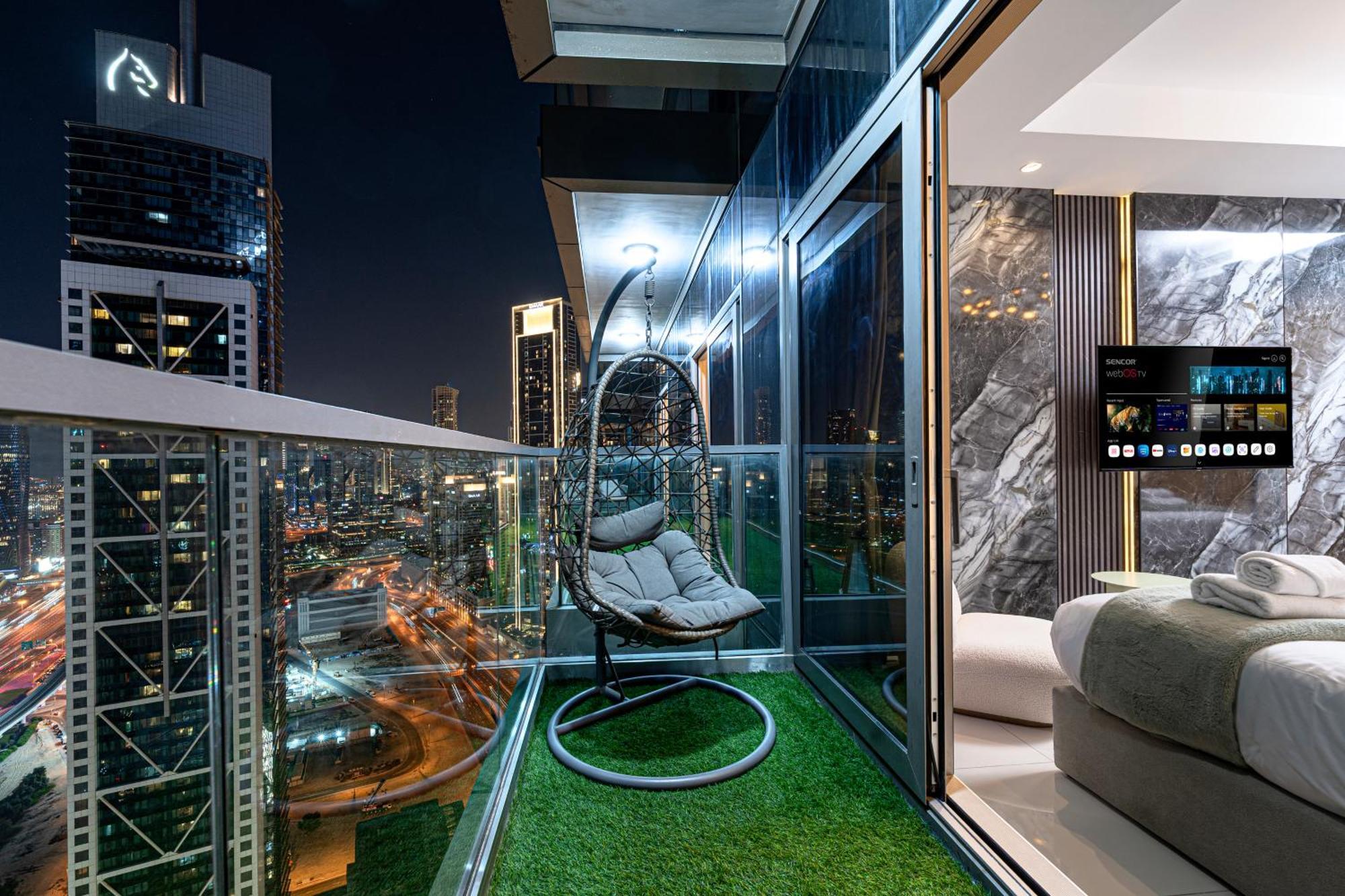 Highest Infinity Pool In Downtown Dubai Apartment Ngoại thất bức ảnh